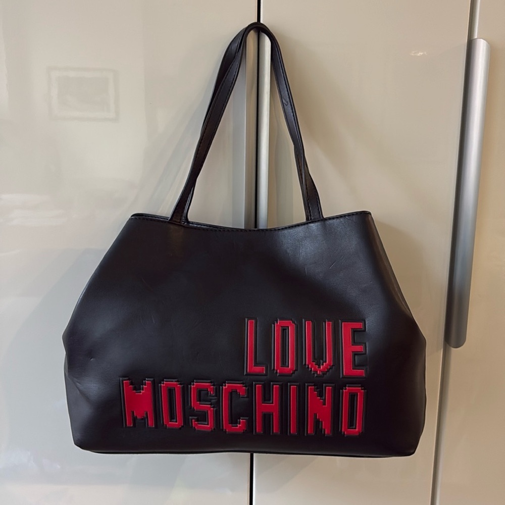 Love Moschino purse